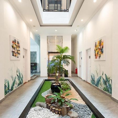 Reddoorz Premium Near Centre Point Mall מדאן מראה חיצוני תמונה