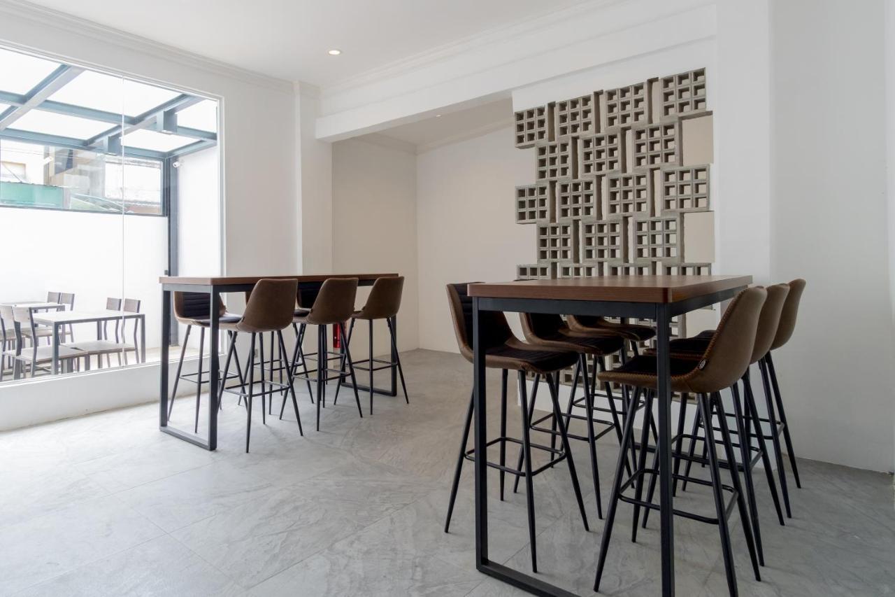Reddoorz Premium Near Centre Point Mall מדאן מראה חיצוני תמונה